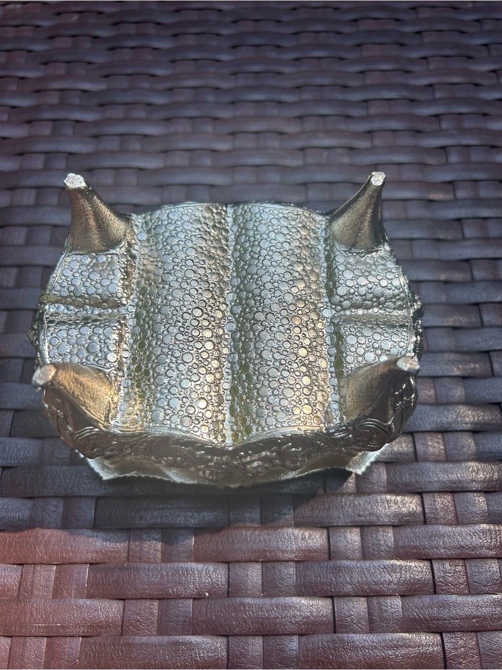 Vintage Jewelry Trinket Box Floral and Nudes silver metal, footed, lined, heavy - Picture 10 of 10